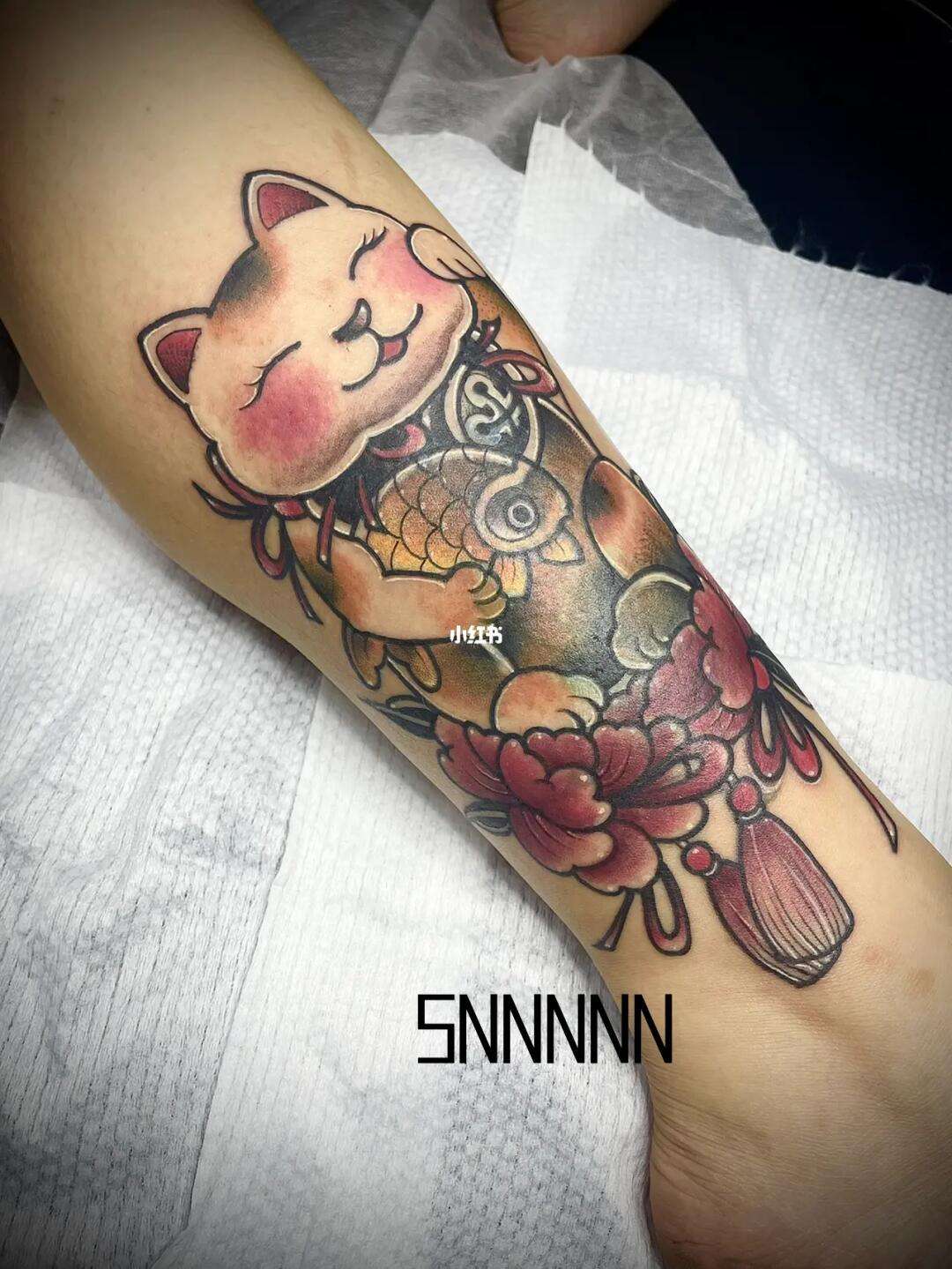 身上纹招财猫讲究