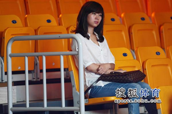 家出少女怎么体育坐,家出少女怎么体育坐家出少女体育坐解锁方法